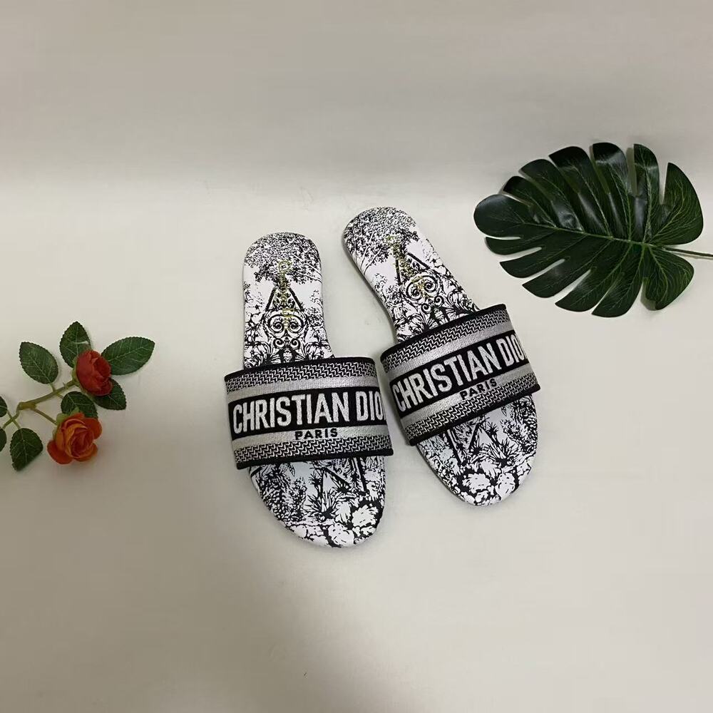 ❤️Dior Black White Monogram Print Flip Flops❤️